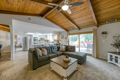 6295 Jonella Way, Redding, CA 96003 photo 15