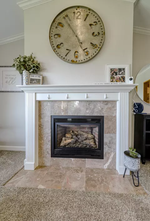 6295 Jonella Way, Redding, CA 96003 photo 9