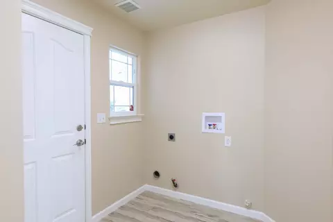 826 Rincon Way, Redding, CA 96003 photo 23