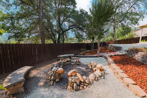 826 Rincon Way, Redding, CA 96003 photo 37
