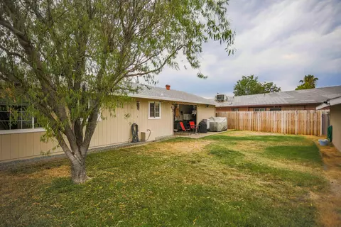 1401 Mariposa Ct, Redding, CA 96003 photo 20
