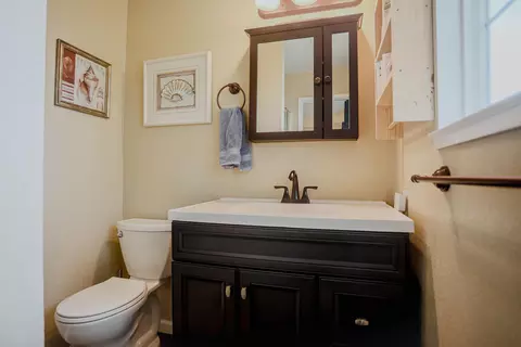 1401 Mariposa Ct, Redding, CA 96003 photo 9