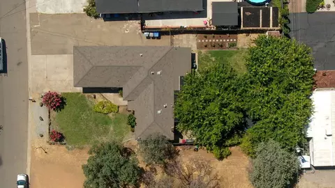 2608 Alfreda Way, Redding, CA 96002 photo 4