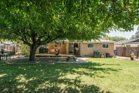 2608 Alfreda Way, Redding, CA 96002 photo 56