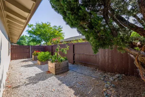 2166 Renoir Path, Redding, CA 96001 photo 22