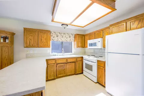 2166 Renoir Path, Redding, CA 96001 photo 3