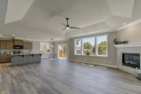 3485 Old Lantern Dr, Redding, CA 96003 photo 5