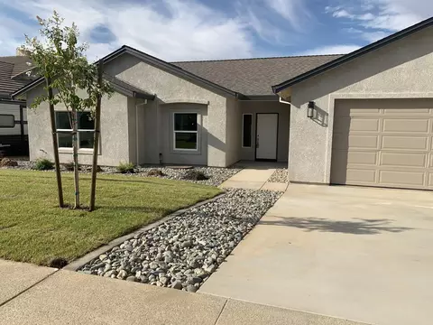 3485 Old Lantern Dr, Redding, CA 96003 photo 9