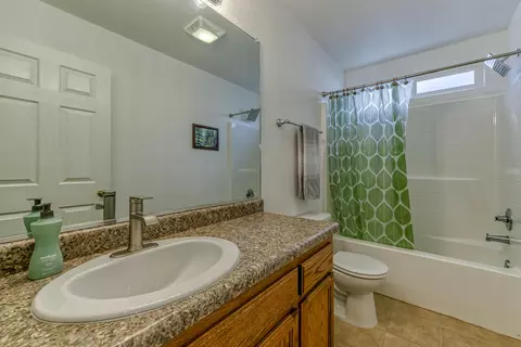 725 Larie Ln, Red Bluff, CA 96080 photo 14