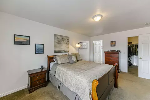 725 Larie Ln, Red Bluff, CA 96080 photo 9