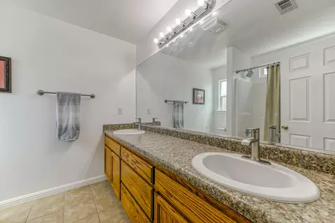 725 Larie Ln, Red Bluff, CA 96080 photo 10