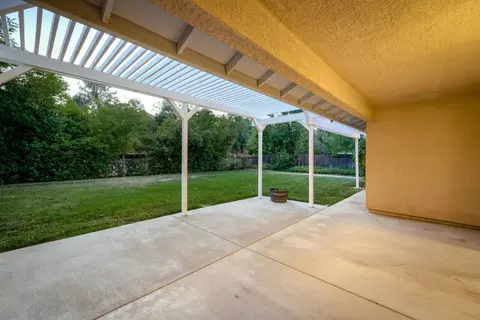 812 Fountain Cir, Redding, CA 96003 photo 22