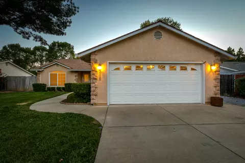 812 Fountain Cir, Redding, CA 96003 photo 24