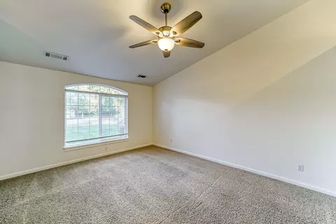 812 Fountain Cir, Redding, CA 96003 photo 7