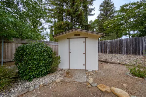 2950 Lake Redding Dr, Redding, CA 96003 photo 65