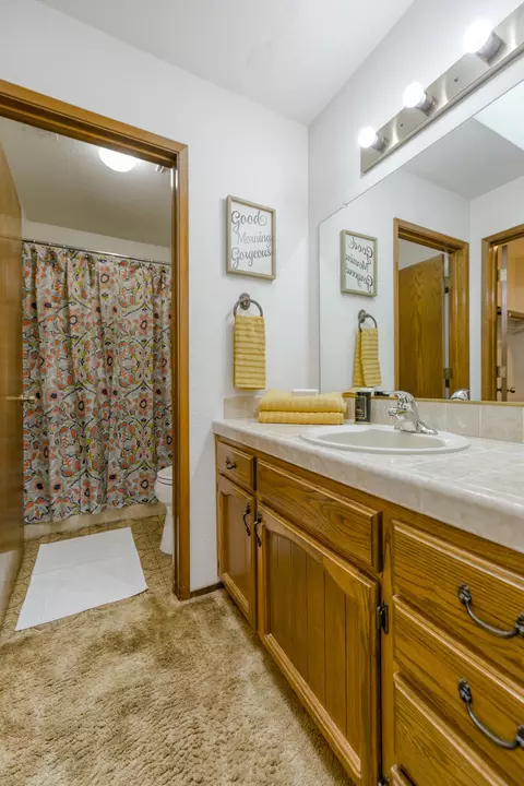 2950 Lake Redding Dr, Redding, CA 96003 photo 44
