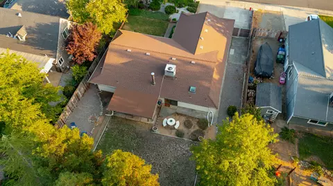 2950 Lake Redding Dr, Redding, CA 96003 photo 21
