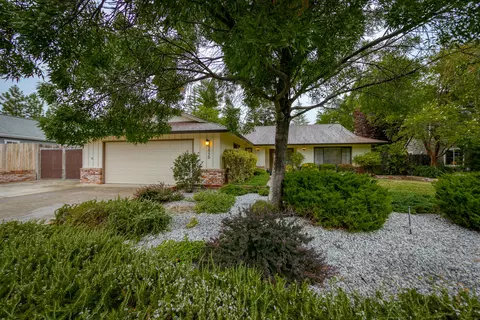 2950 Lake Redding Dr, Redding, CA 96003 photo 70