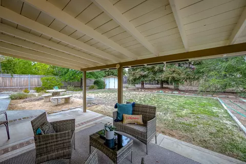 2950 Lake Redding Dr, Redding, CA 96003 photo 15