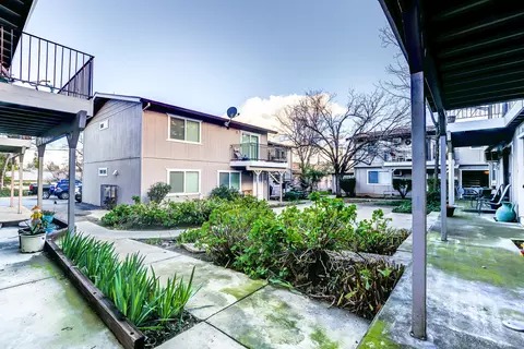 1905 East St, Redding, CA 96001 photo 9