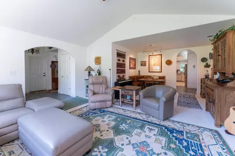 14510 Kinney Ave, Red Bluff, CA 96080 photo 3