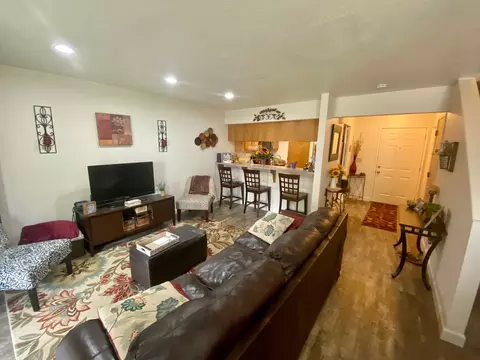 557 Kenbrook Ct, Redding, CA 96003 photo 6