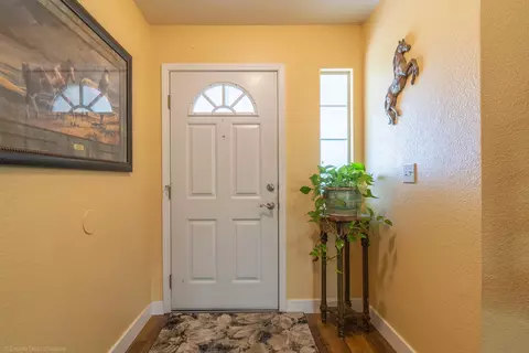 622 St Thomas Pkwy, Redding, CA 96003 photo 3
