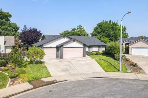 622 St Thomas Pkwy, Redding, CA 96003 photo 36