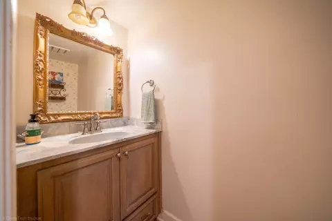 622 St Thomas Pkwy, Redding, CA 96003 photo 27