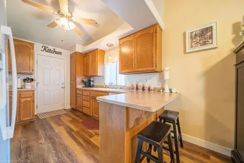 622 St Thomas Pkwy, Redding, CA 96003 photo 10