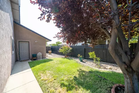 622 St Thomas Pkwy, Redding, CA 96003 photo 31