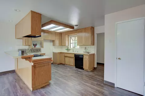 4070 Oro Ct, Redding, CA 96001 photo 8