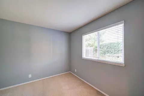 389 Alamine Dr, Redding, CA 96003 photo 16