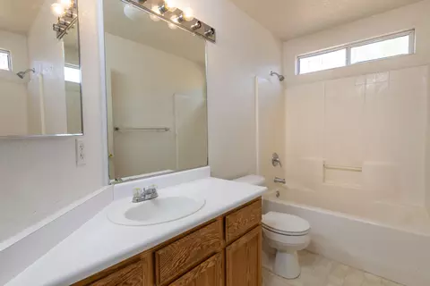 860 Jantail Ct, Redding, CA 96003 photo 7