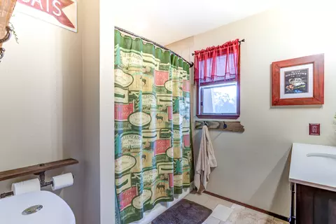 20786 Boyle Rd, Redding, CA 96003 photo 24