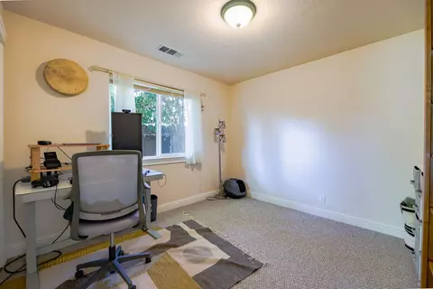 5886 Beaumont Dr, Redding, CA 96003 photo 16