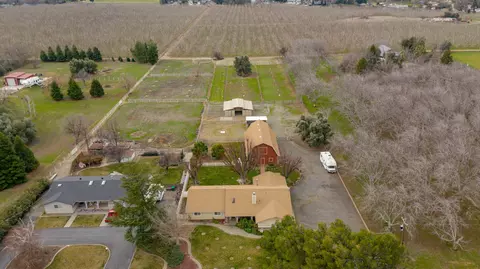 13915 Trinity Ave, Red Bluff, CA 96080 photo 3