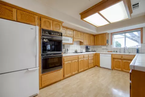 13915 Trinity Ave, Red Bluff, CA 96080 photo 5