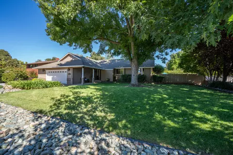 3109 Brent Rd, Redding, CA 96002 photo 2