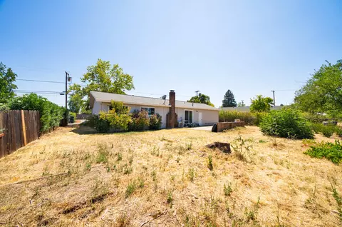 2470 Belladonna St, Redding, CA 96002 photo 23