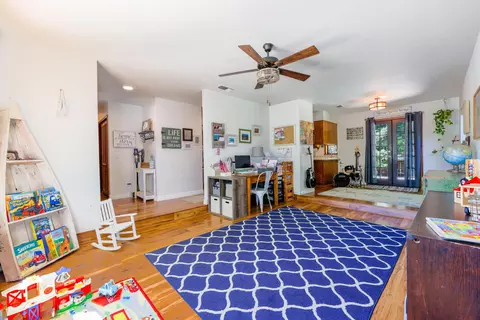2031 Imelda Ct, Redding, CA 96001 photo 4