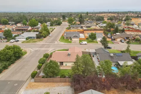 11386 Puffin Way, Redding, CA 96003 photo 34