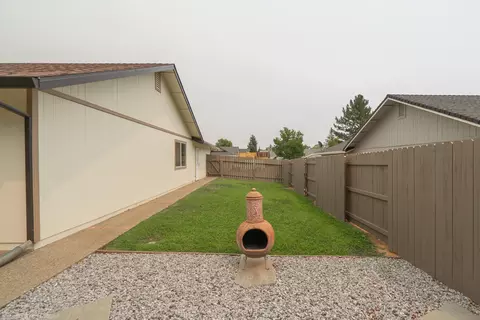 11386 Puffin Way, Redding, CA 96003 photo 28