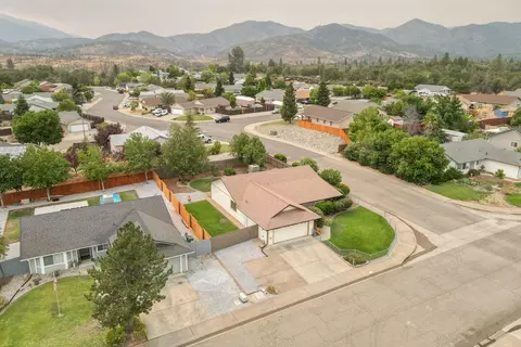 11386 Puffin Way, Redding, CA 96003 photo 31
