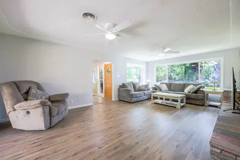 850 Parsons Dr, Redding, CA 96002 photo 5