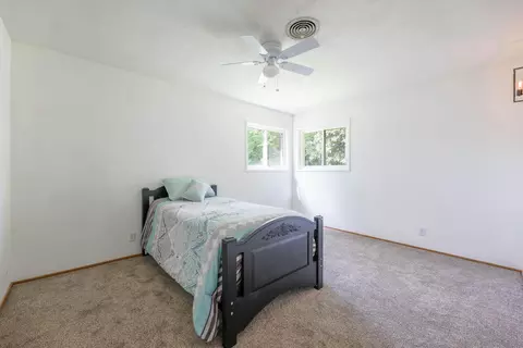 850 Parsons Dr, Redding, CA 96002 photo 8