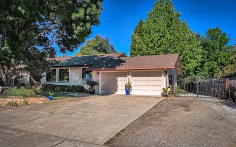 4875 Fiddleneck Dr, Redding, CA 96002 photo 33