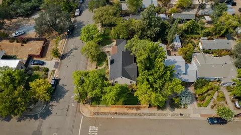 1177 Olive Ave, Redding, CA 96001 photo 78
