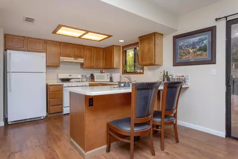 4443 Swallowtail Ct, Redding, CA 96003 photo 9