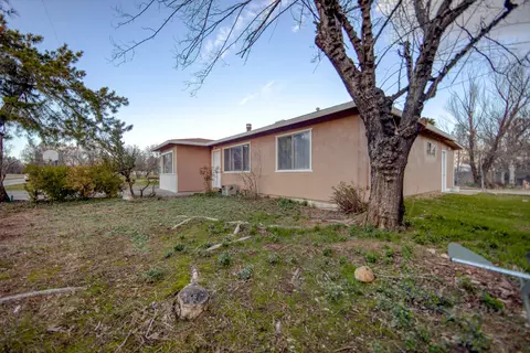 20335 Duffy Ln, Redding, CA 96003 photo 3